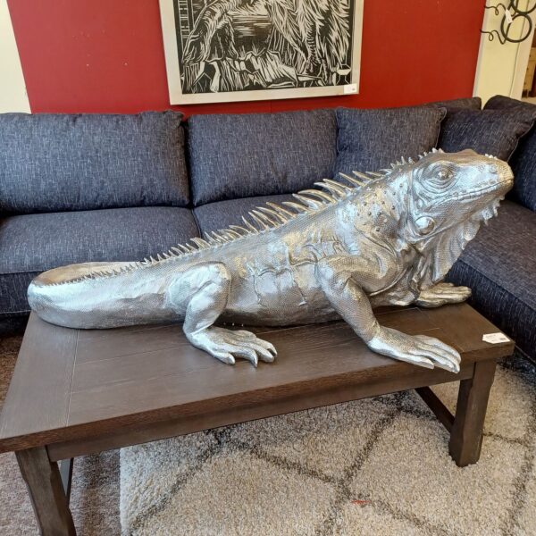 luxury iguana sculpture