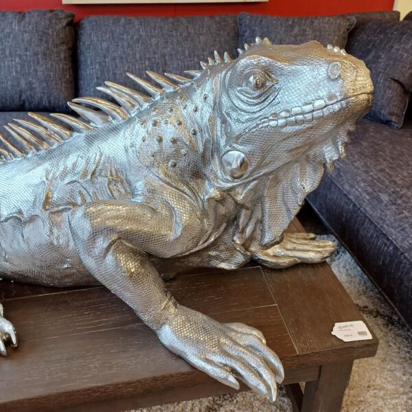 luxury iguana sculpture