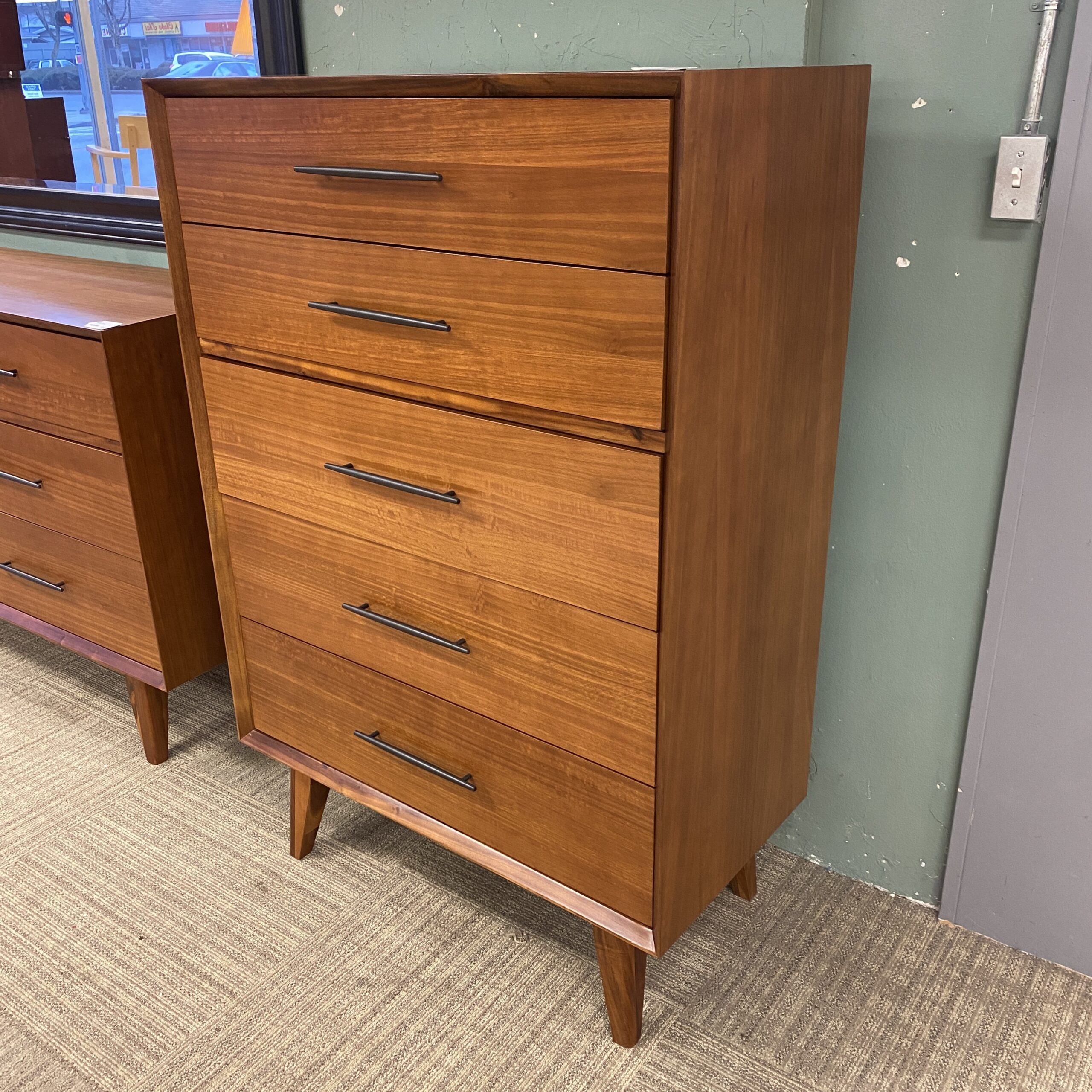 nw mod highboy