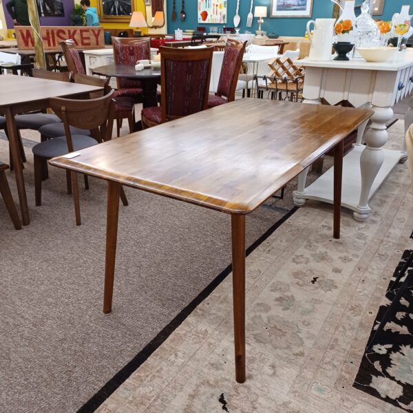 knotty wood tapered leg dining table
