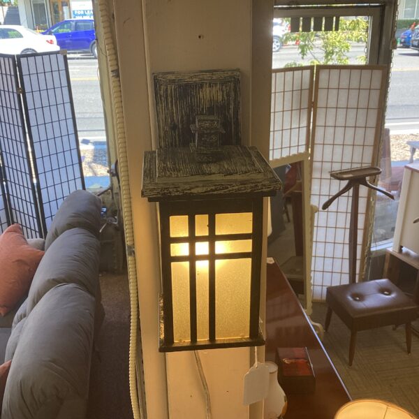 arts & crafts style sconce