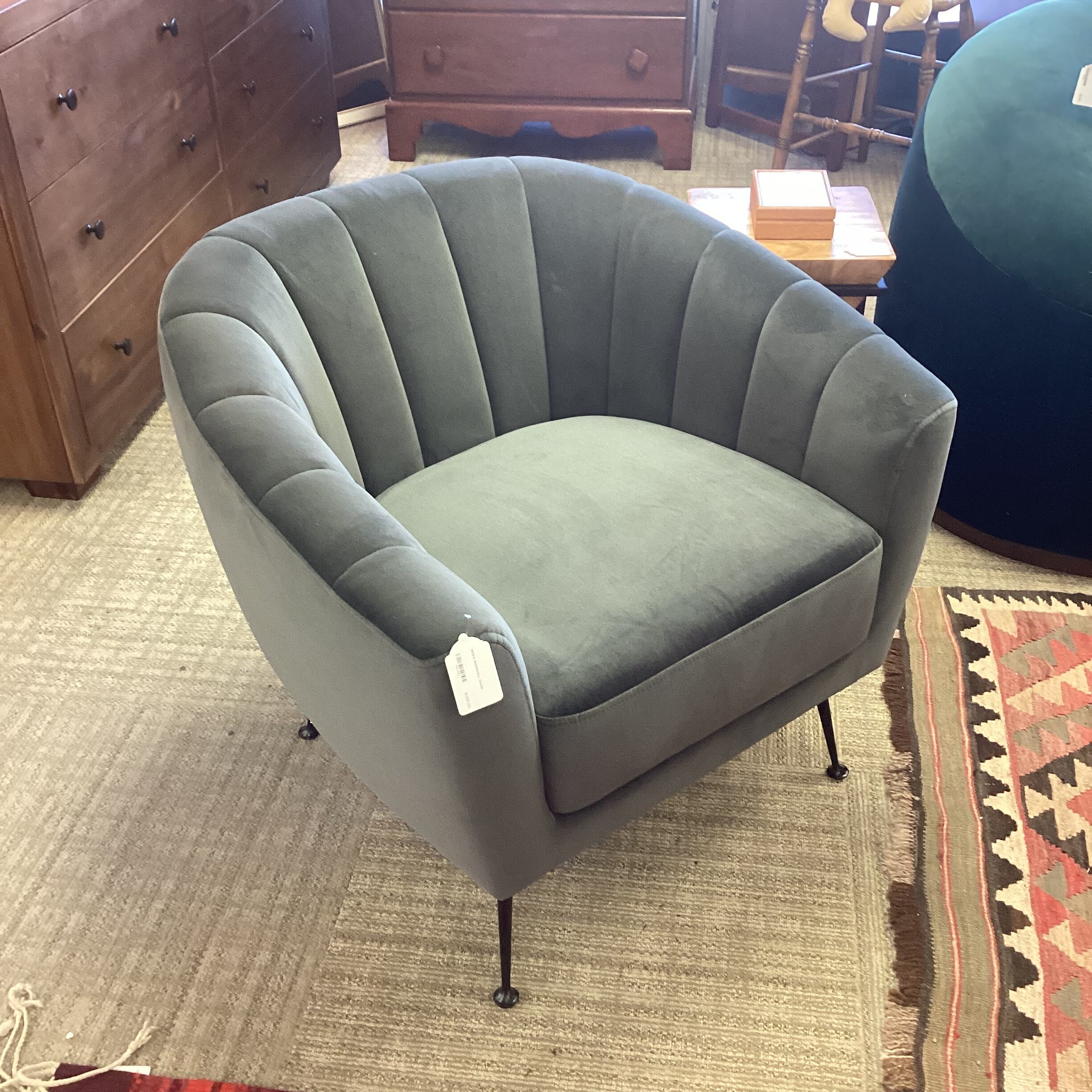 moe’s marshall chair