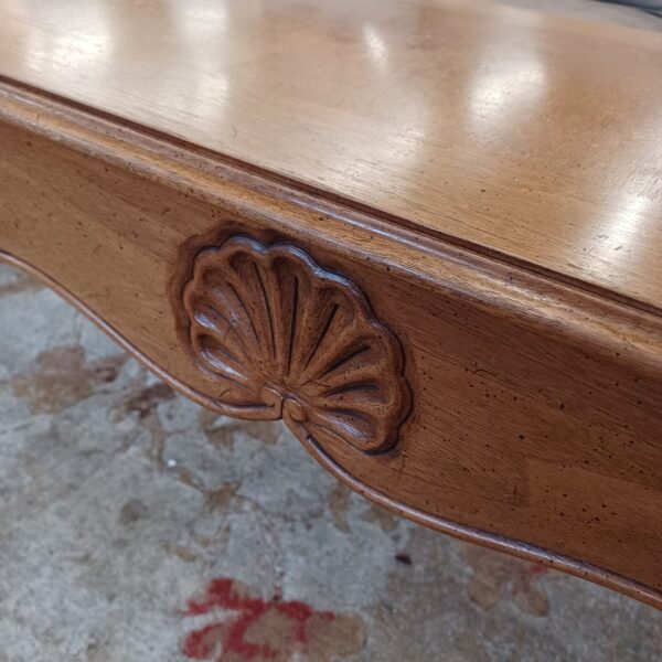 cabrio cocktail table