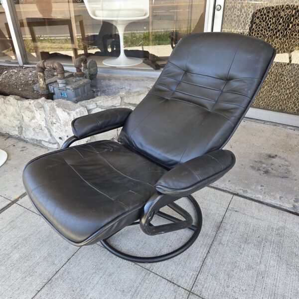 mod black leather swivel recliner