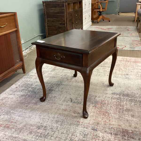 classic queen anne style end table