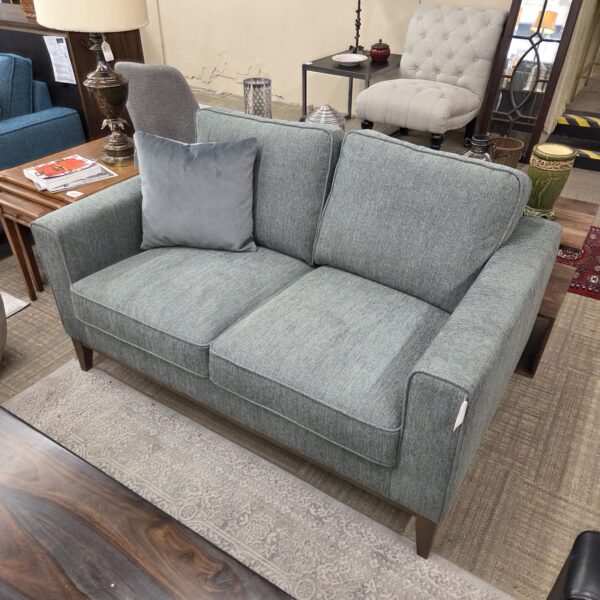 eucalyptus loveseat