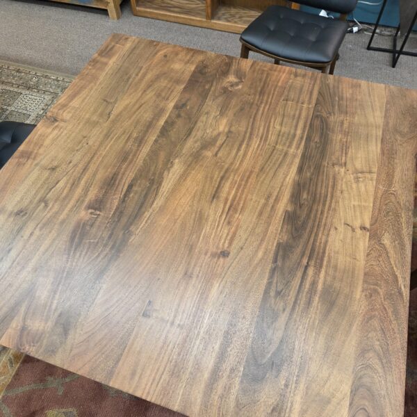 walnut mc square dining table