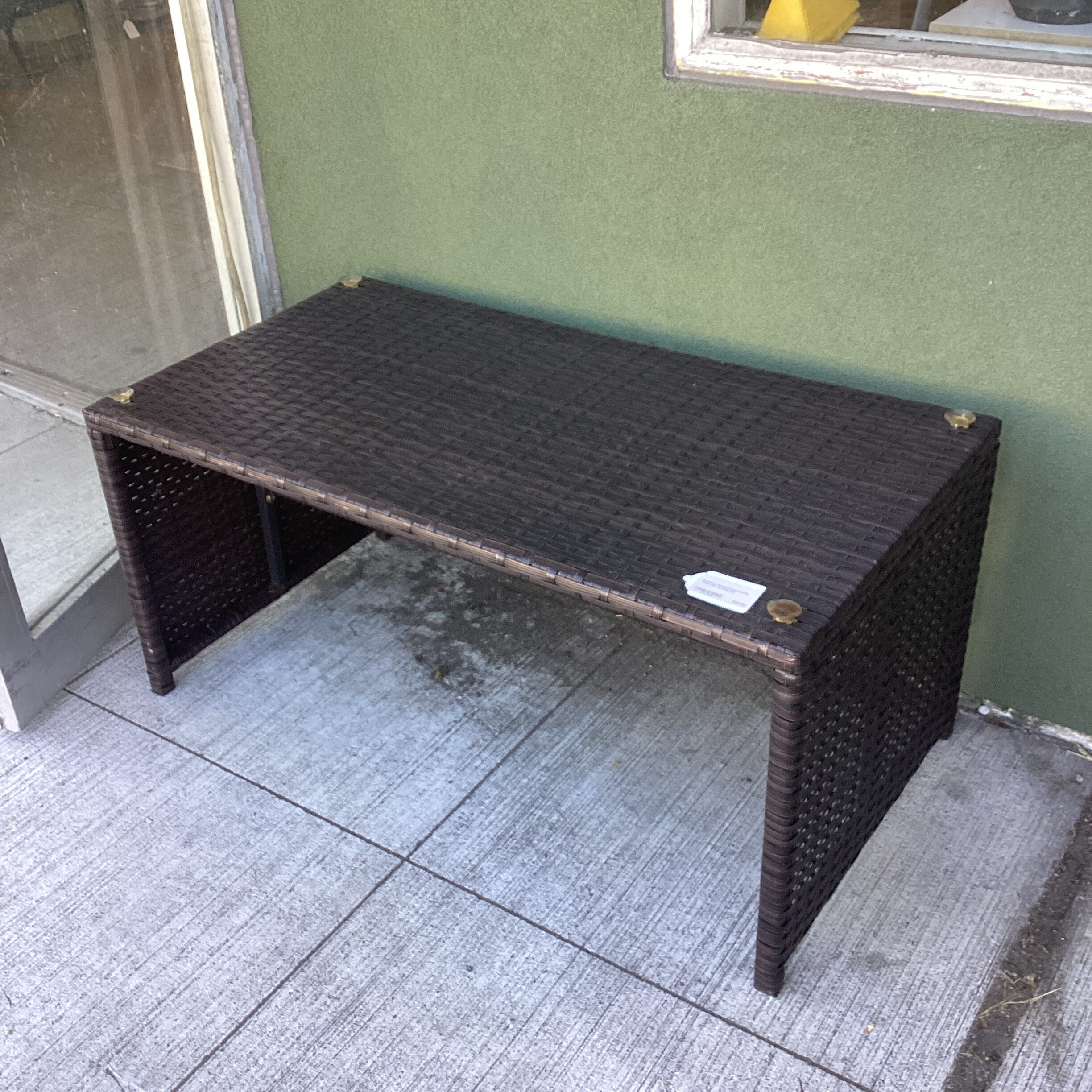 synthetic rattan patio coffee table (no glass)