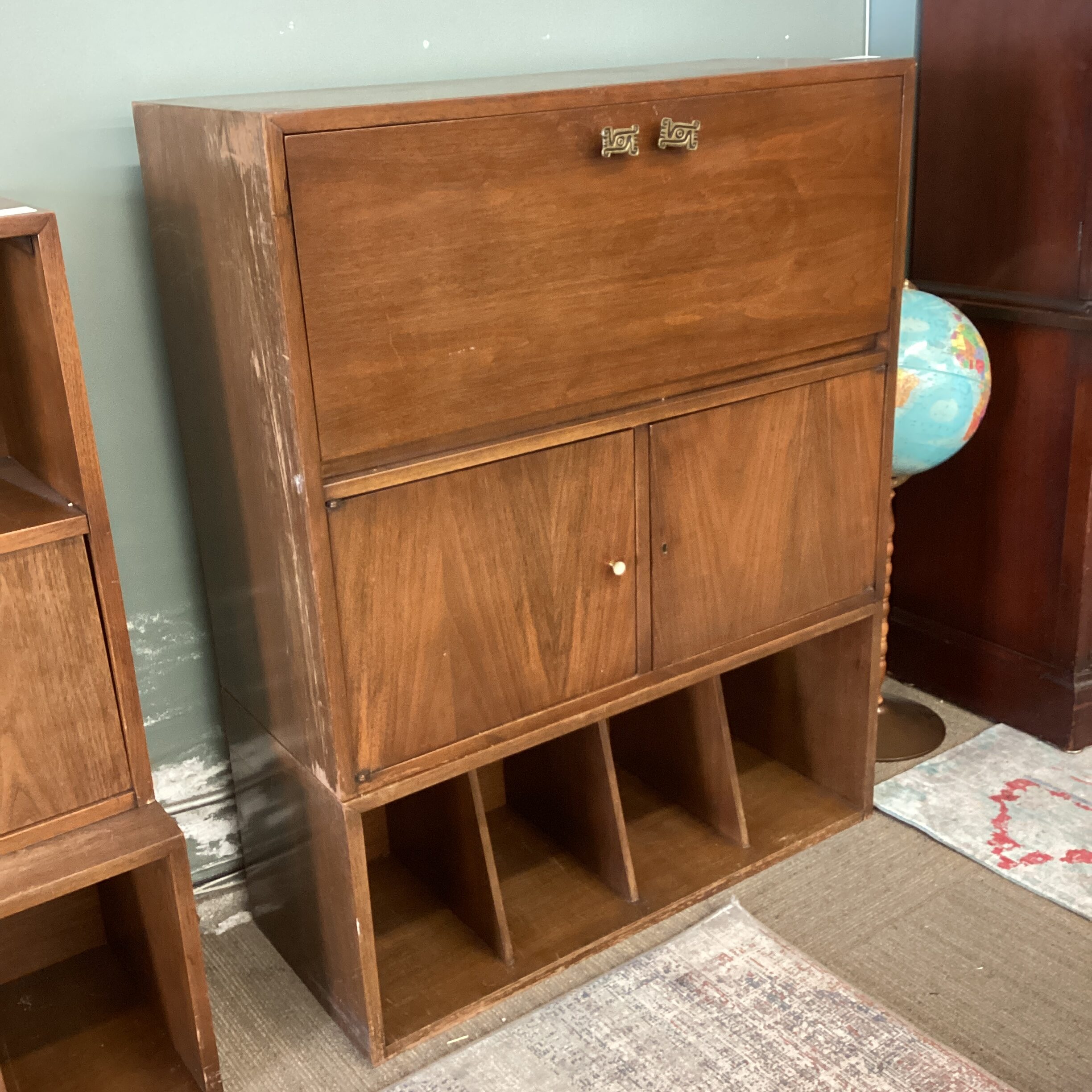 mcm bar cabinet w/record storage (as is)
