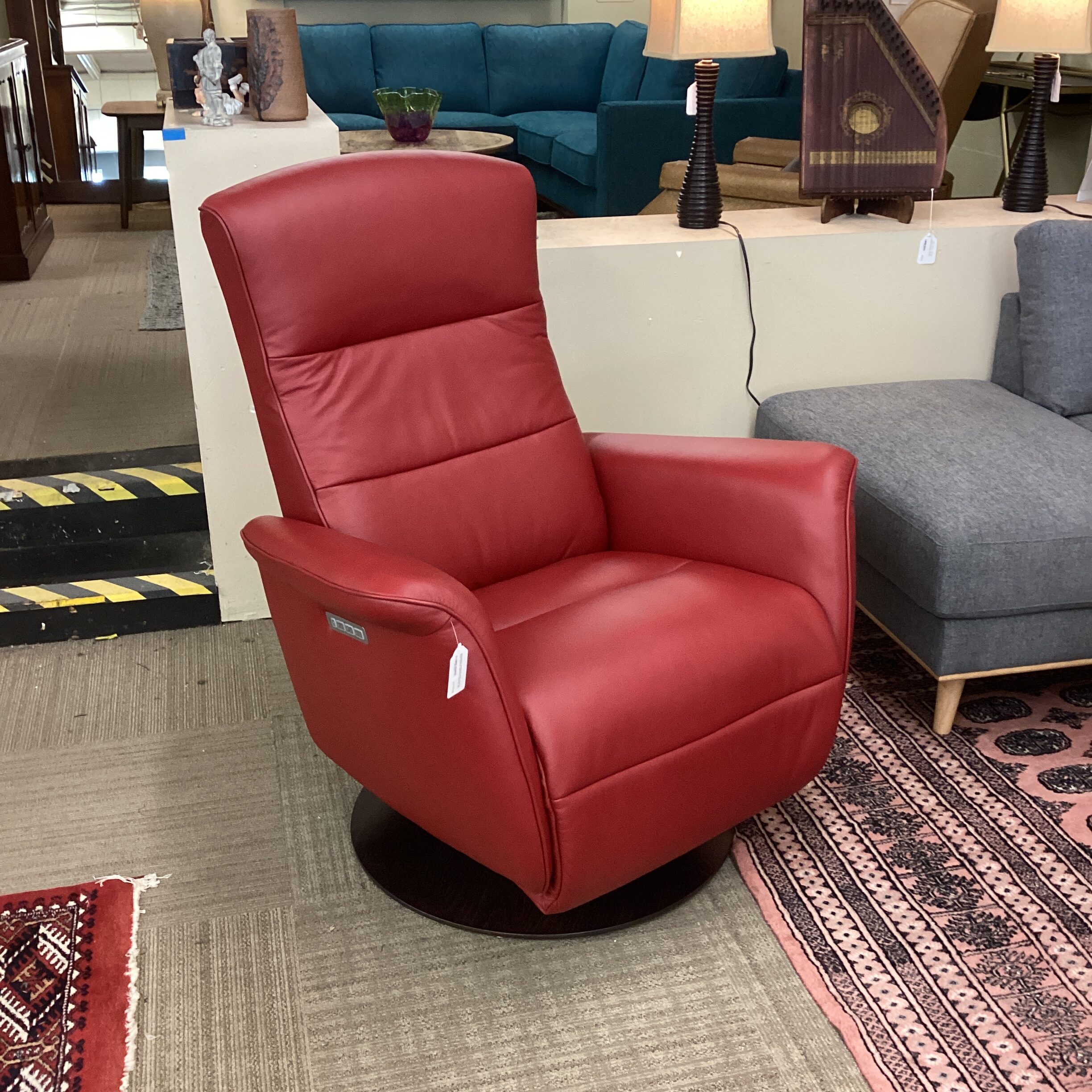ekornes stressless cherry red leather electric recliner
