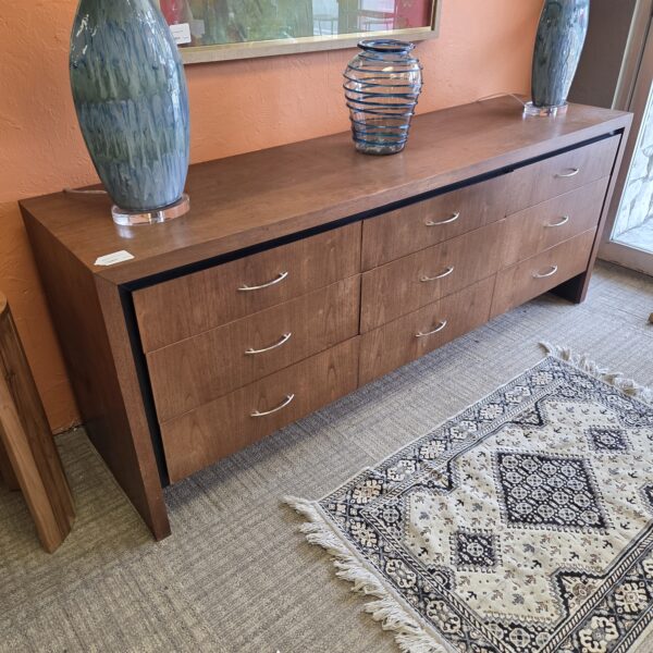 vintage dillingham triple dresser