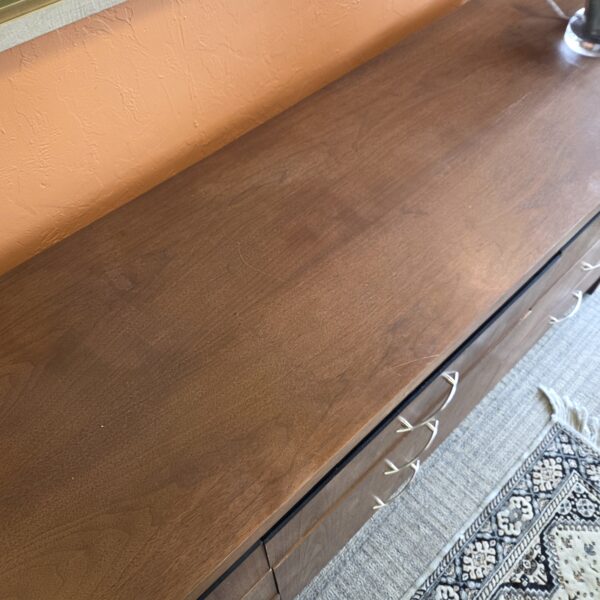 vintage dillingham triple dresser
