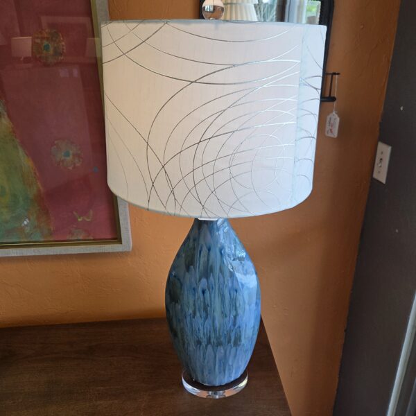 drippy blue effect table lamp