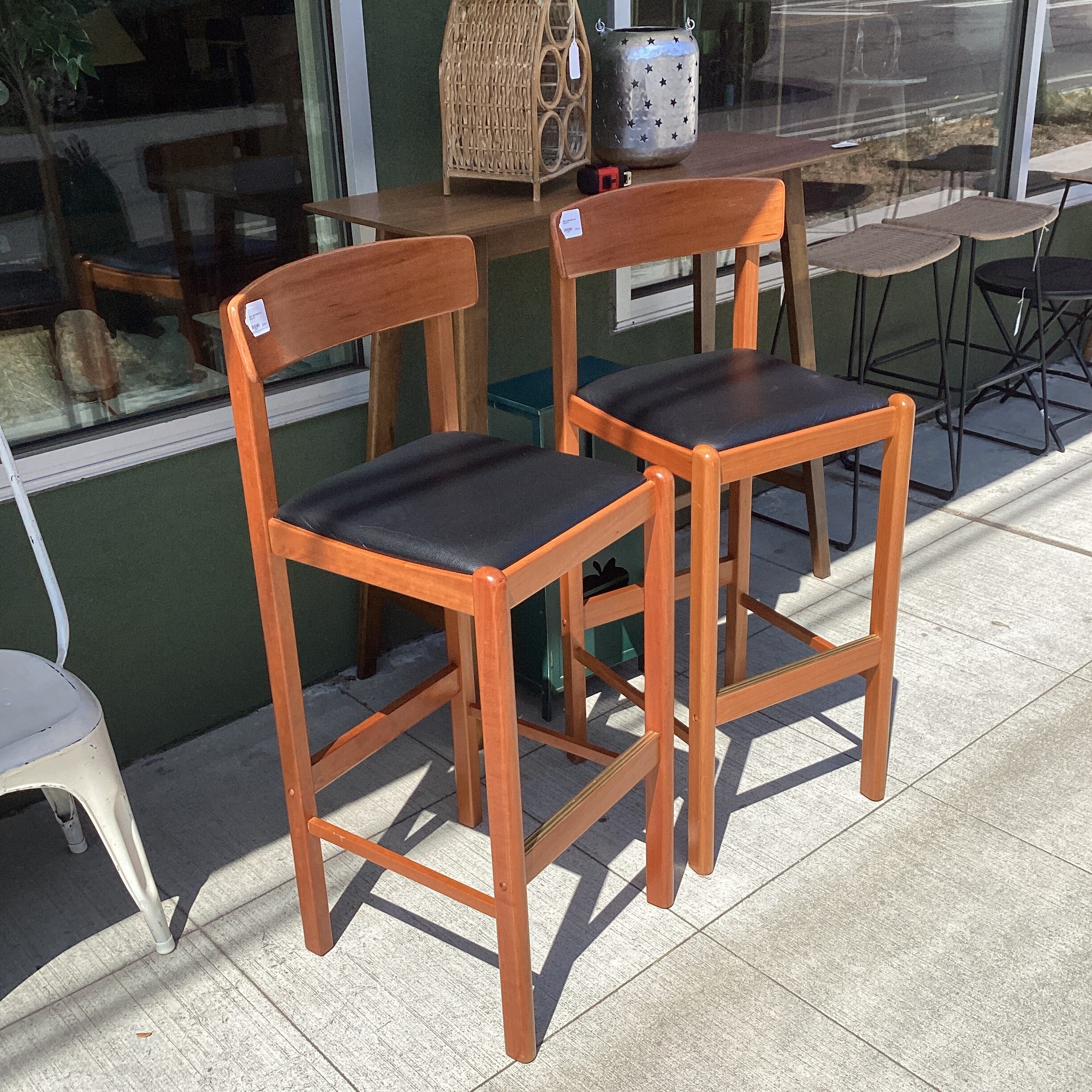 benny linden design teak barstool