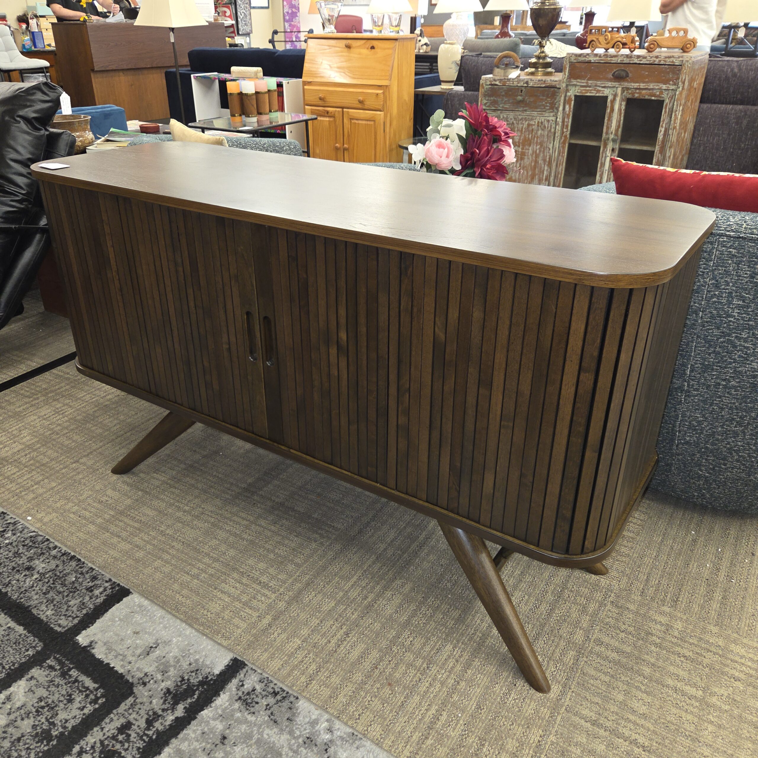 dark wood 2door buffet