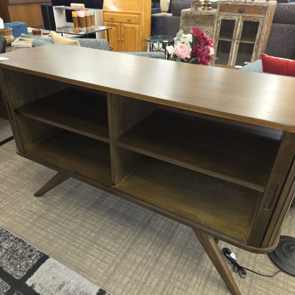 dark wood 2door buffet