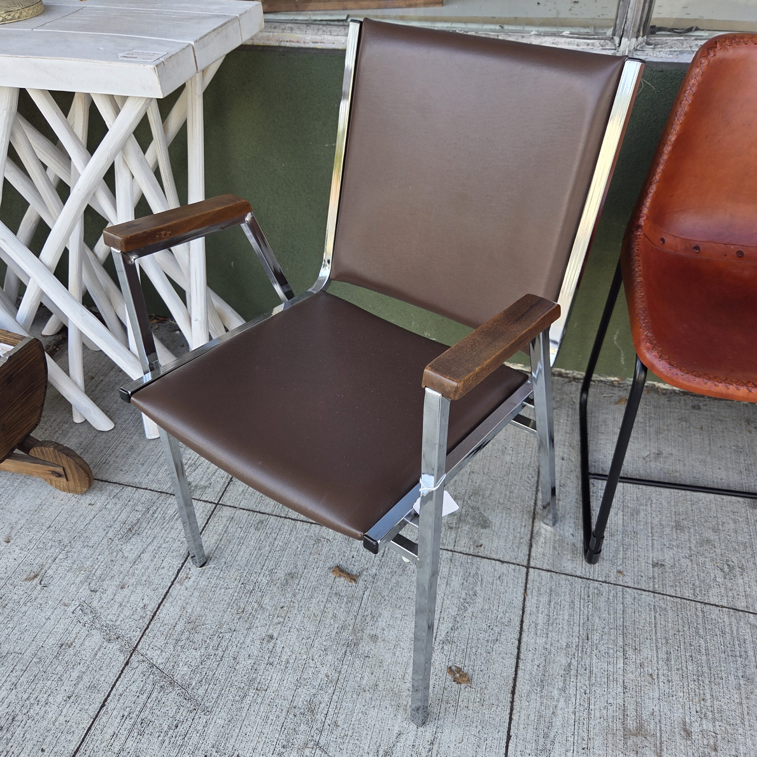 chrome & brown armchair