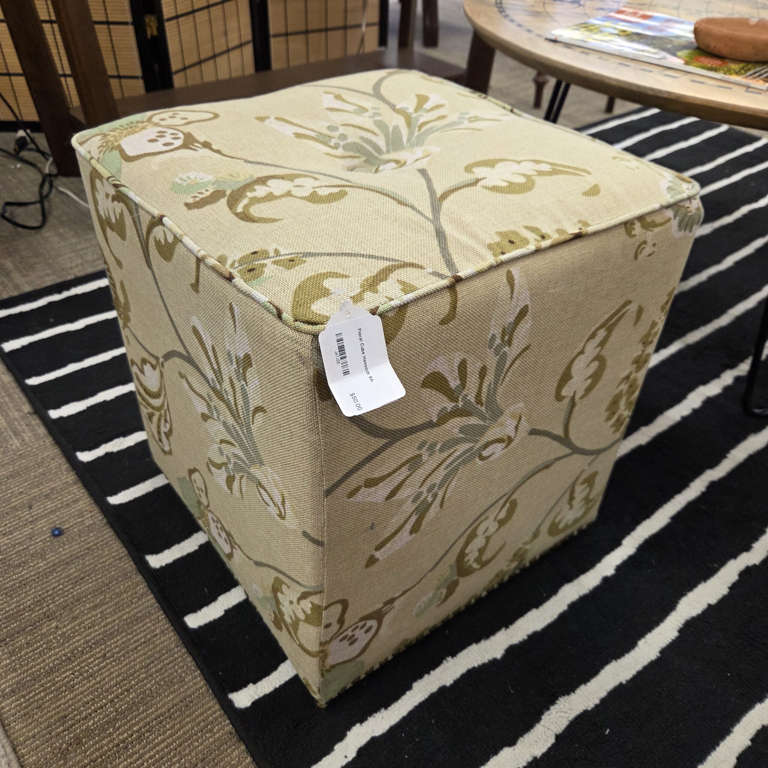 floral cube hassock