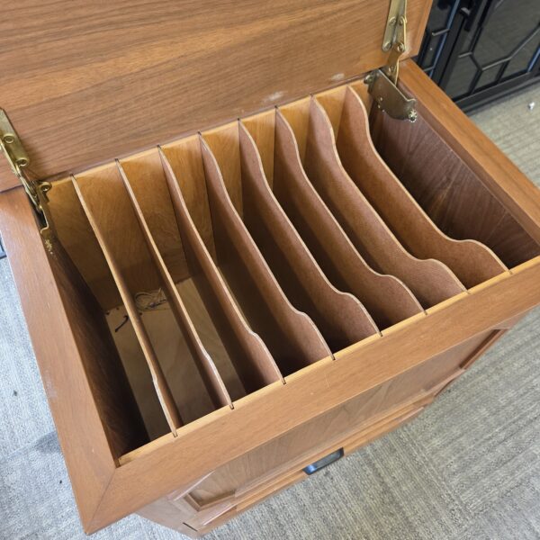vintage lift top record cabinet w/drawer