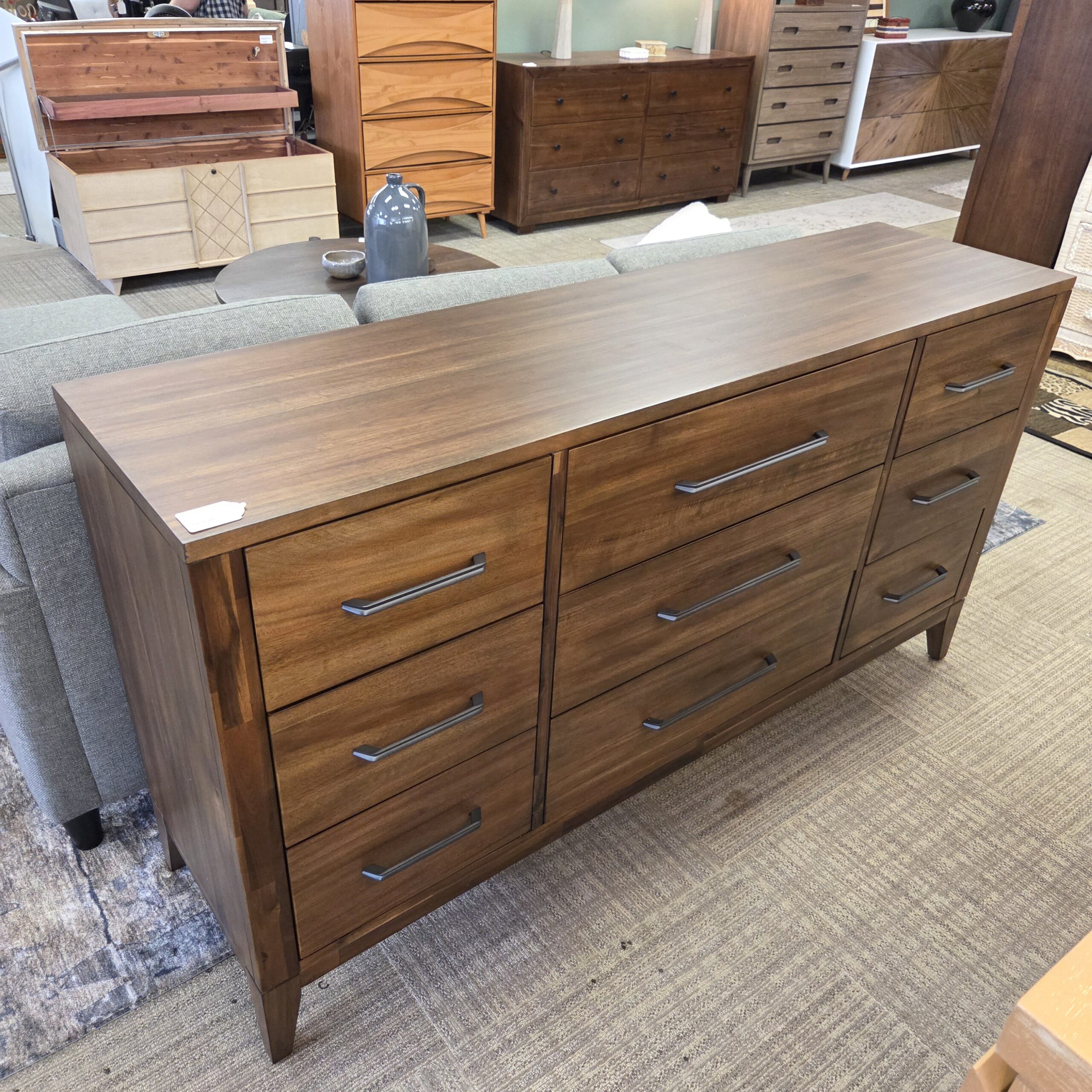 corona dresser