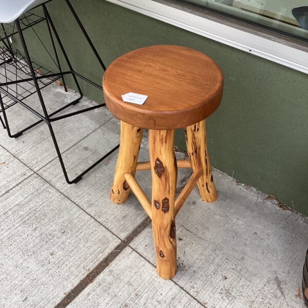 high horse rabch country furniture wood stool