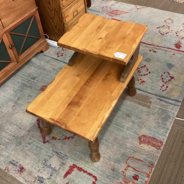 chunky turned leg step table