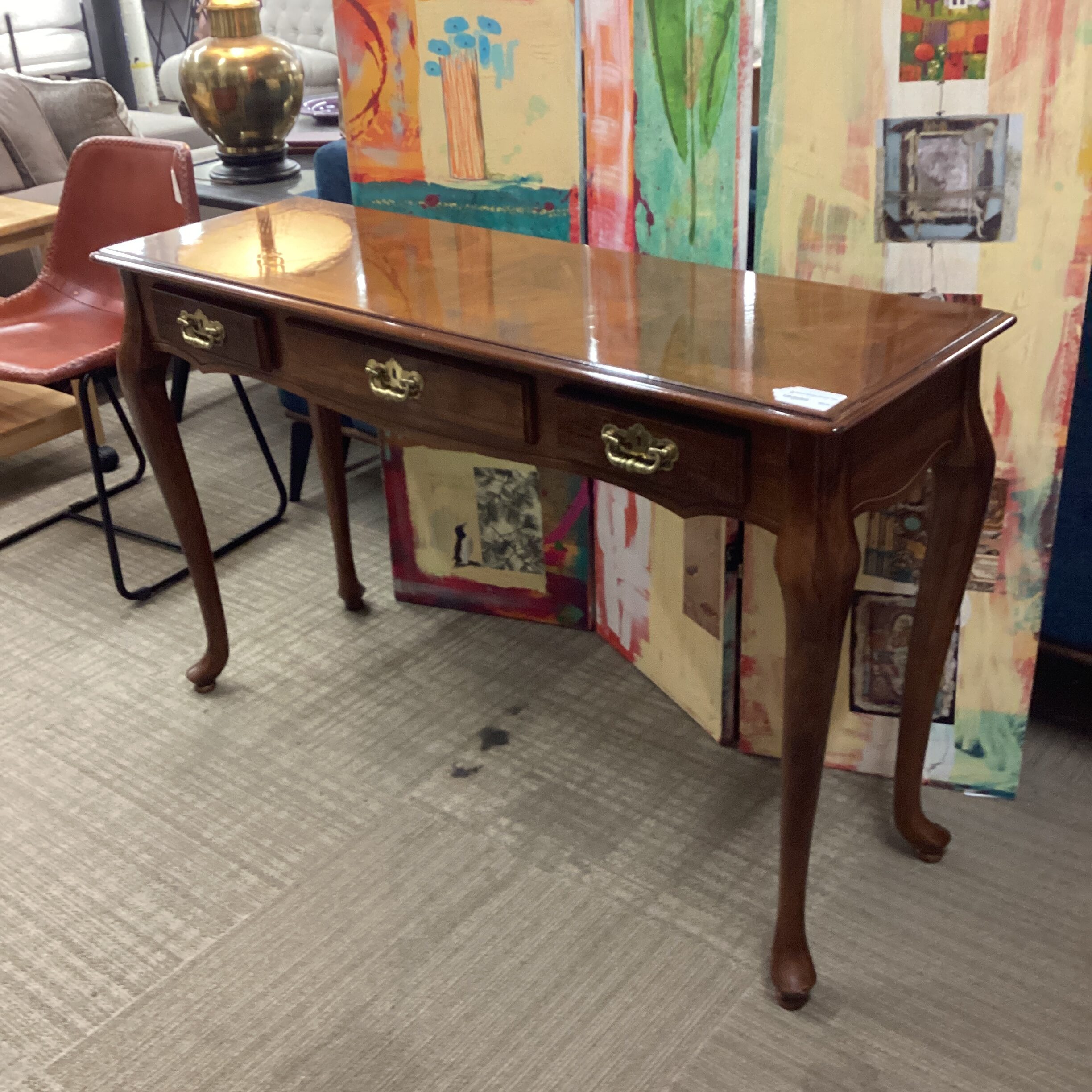 traditional 3drawer console table