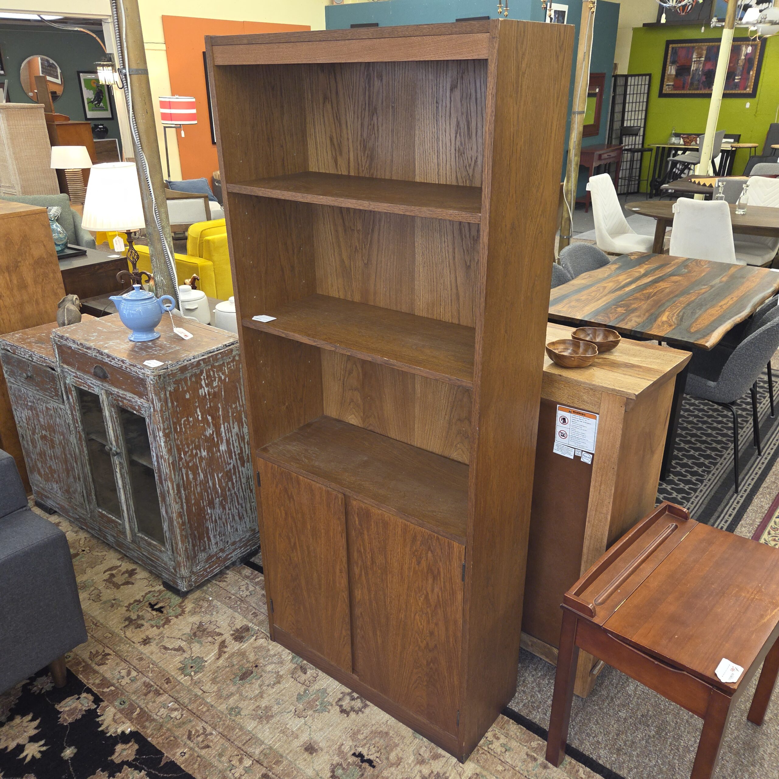 classic bookcase w/doors